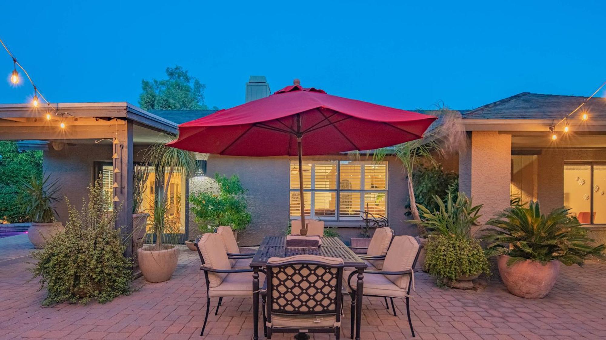 Gem Wpool In Private And Serene Yard Holiday home