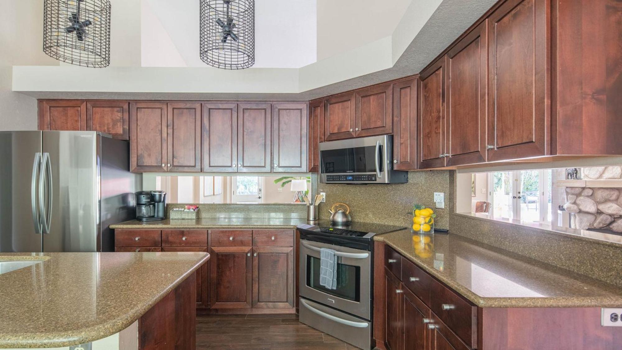 Gem Wpool In Private And Serene Yard Scottsdale